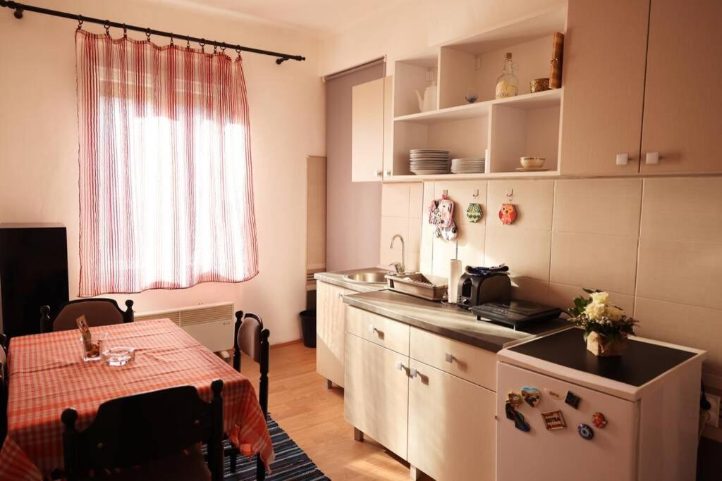 Viki Apartment Centar Ni Exterior foto